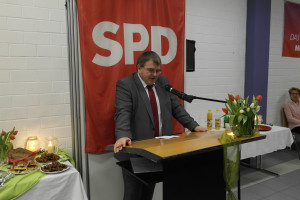 Harry Scheuenstuhl(Mitglied des Landtags a.D. und Vorsitzender SPD Kreisverband)